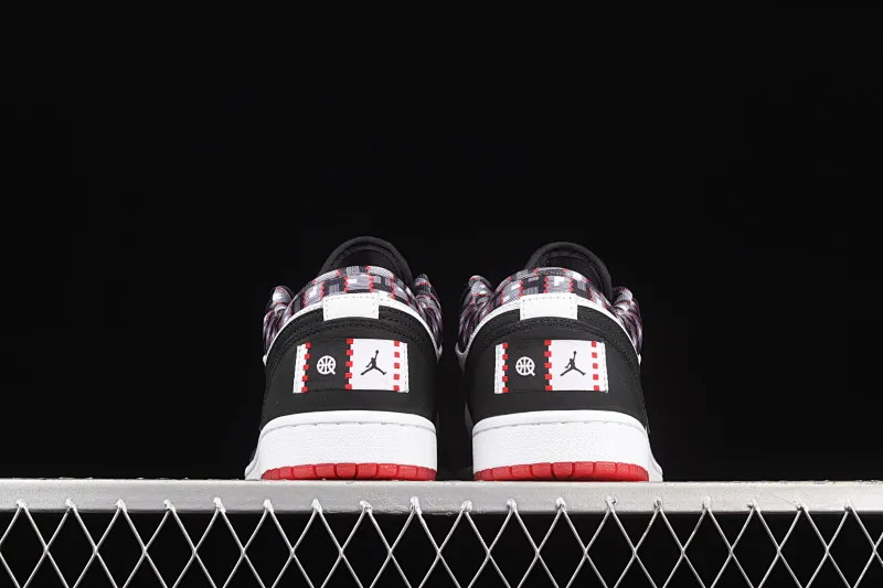 All categories Air Jordan Jordan series basketball shoes Air Jordan 1 Low G version pure original Air Jordan 1 Low AJ1 "Quai 54" Joe 1 black and white Paris low-top cultural and leisure sports sneakers DM0095-106